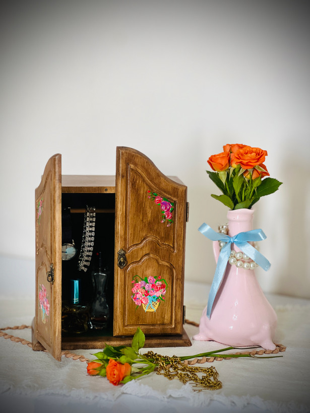 کمد اکسسوری و لوازم آرایش از چوب ام دی اف سایز ۲۵/۱۸